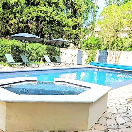 度假居 A La Ferme, Billard Et Jacuzzi Prive Et Piscine.